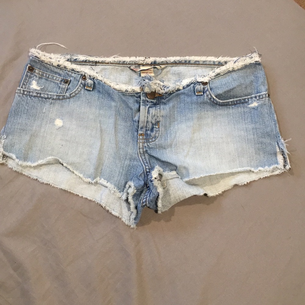 Cut off jean shorts
